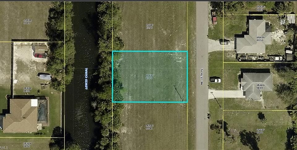 1st image of 3200 NE 15th Pl