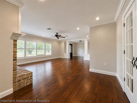 5th image of 1381 Talbott Cir