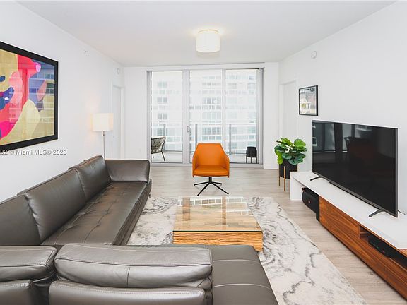3rd image of 488 NE 18th St Unit 1709