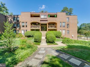 11200 Chestnut Grove Sq APT 202, Reston, VA 20190