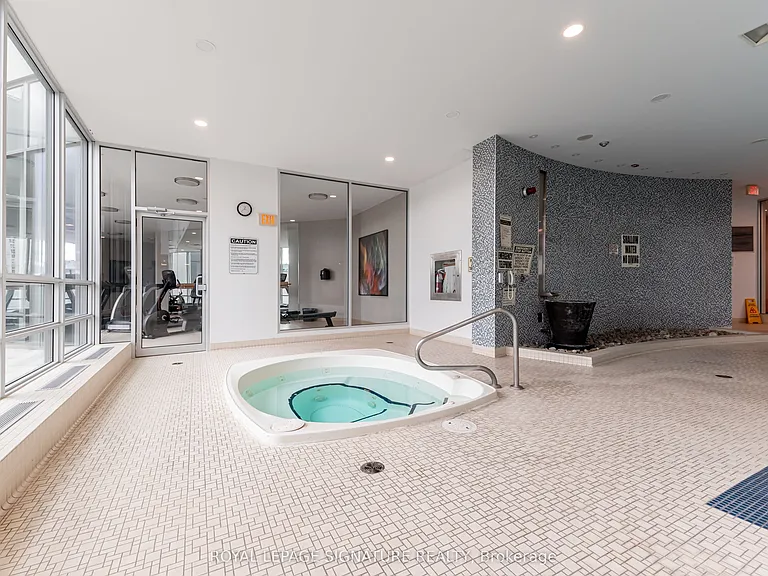2230 Lake Shore Blvd W #204 — Photo 36