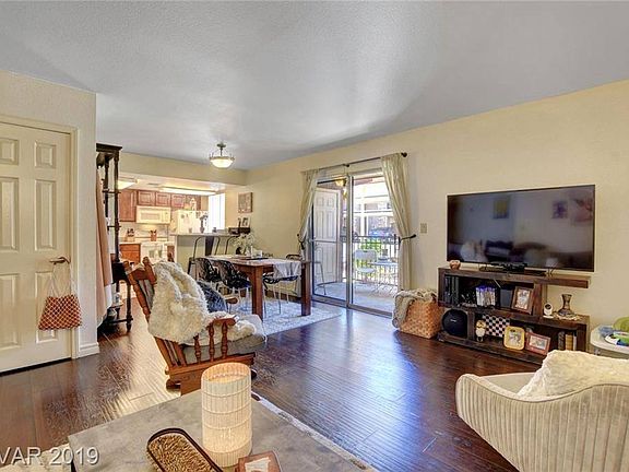 3rd image of 5200 Indian River Dr Unit 301