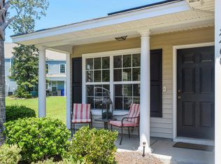 2460 Commencement Ln, North Charleston, SC 29406