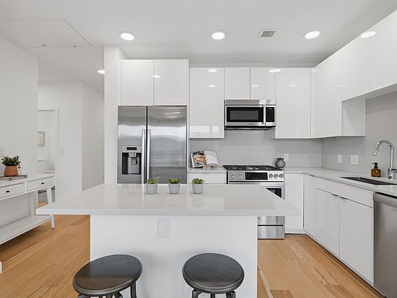 3rd image of 45 Lewis St #501