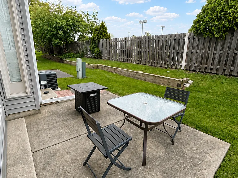 692 E Whispering Oaks Dr — Photo 19