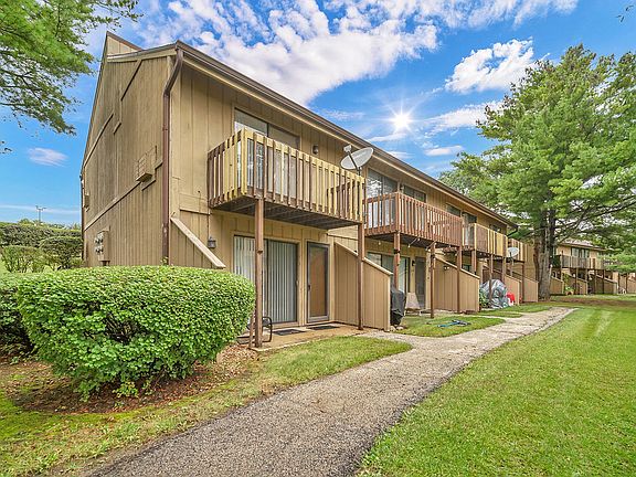 3rd image of 60 Aspen Colony #4-FOX