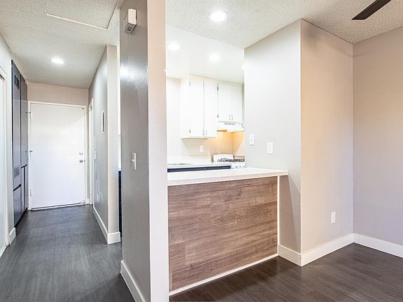 3rd image of 23899 Eucalyptus Ave