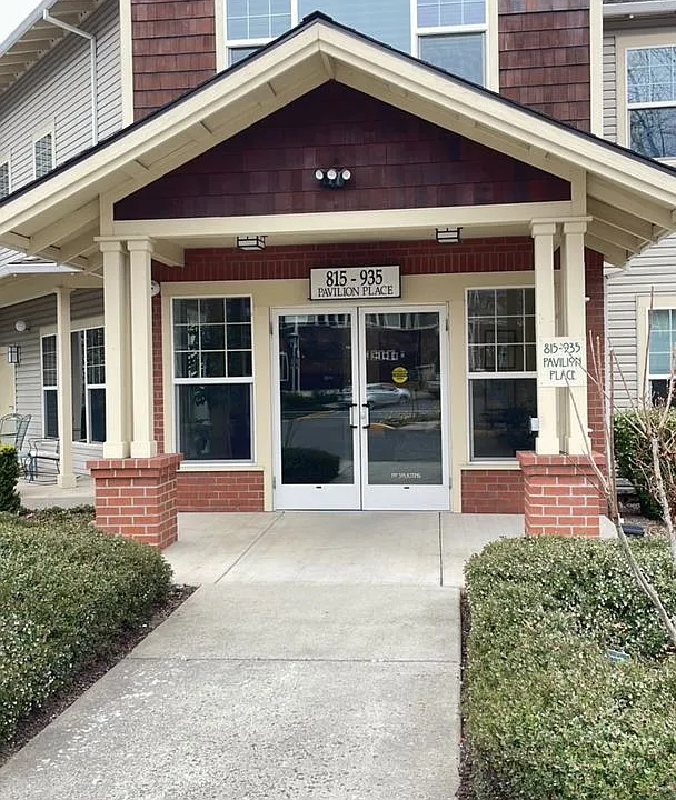 834 Pavilion Pl