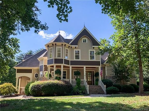 2nd image of 114 Freshwater Ln