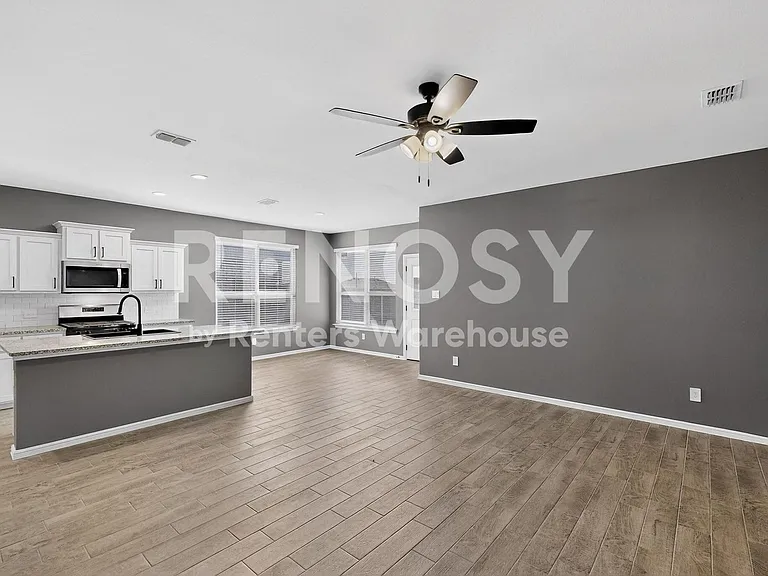 8517 Centerboard Ln — Photo 17