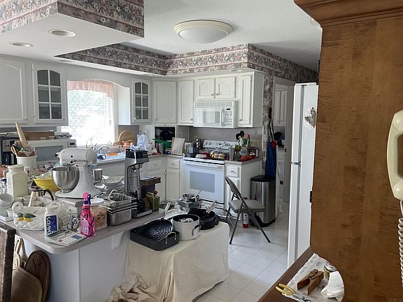 5th image of 1420 N Mill St
