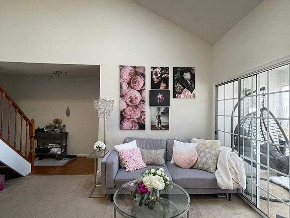 5th image of 12100 Green Leaf Ct APT 302
