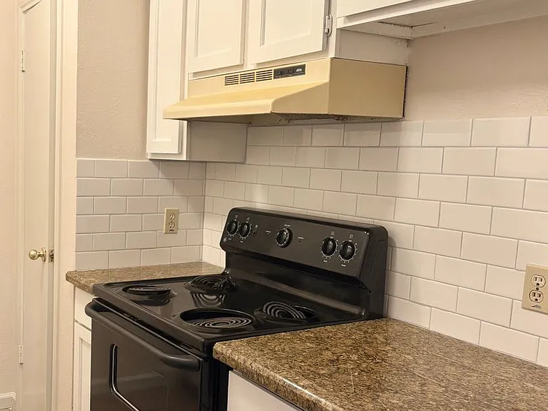 8109 Skillman St #2015 — Photo 3