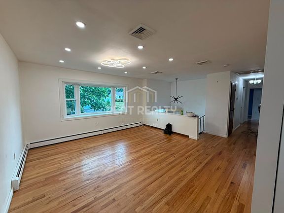 2nd image of 12 Round Lake Ave