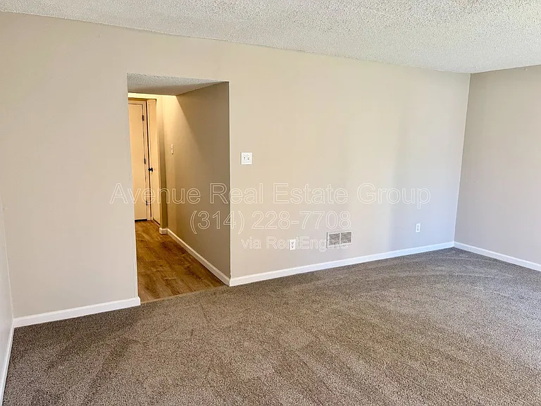 879 Delray Dr — Photo 11