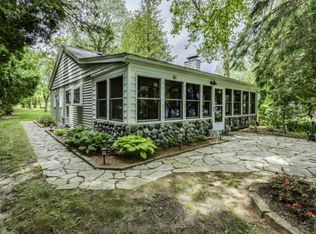 5800 Lakeshore Rd N, Palms, MI 48465