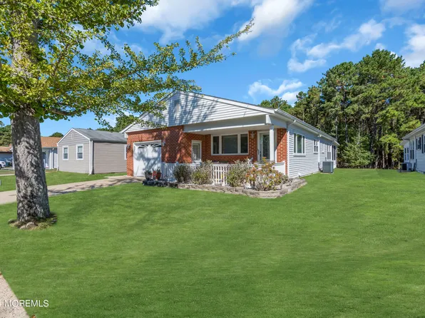 435 Costa Mesa Drive, Toms River, NJ 08757