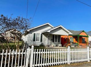 345 16th St, Dunbar, WV 25064