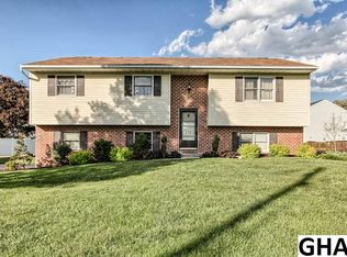 212 Brunswick Ln, Palmyra, PA 17078