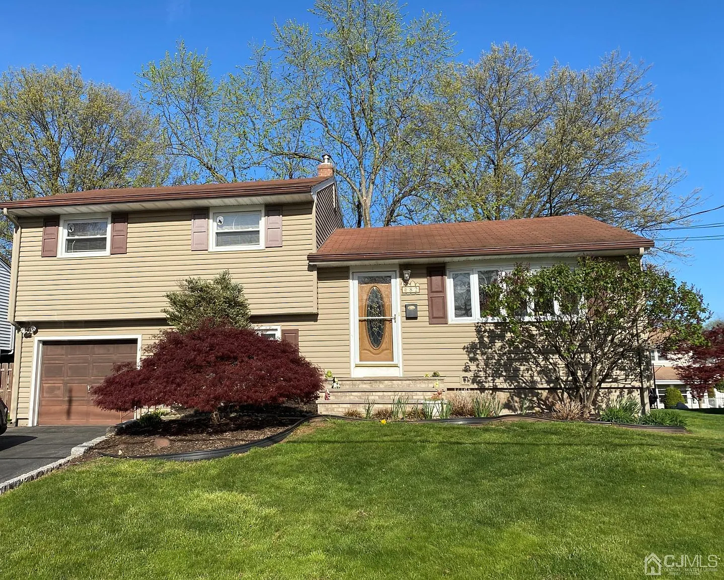 82 Harrison Ave photo 1
