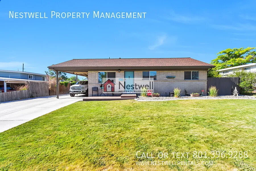 1911 W Rocky Rd
