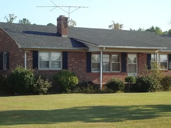 189 Burke Rd, Hobbsville, NC 27946
