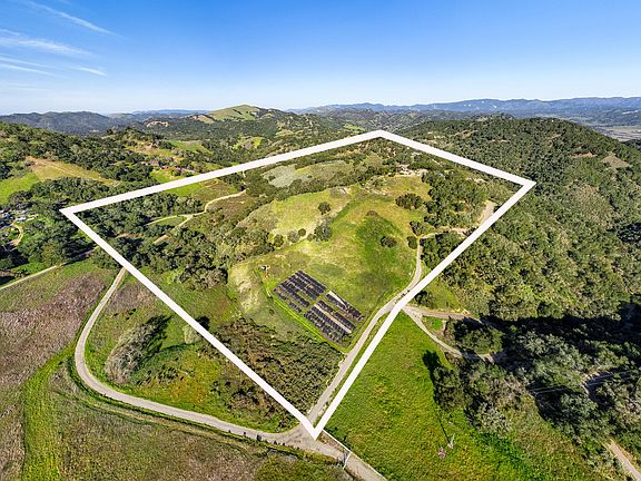 2nd image of 7840 Cougar Ridge Way