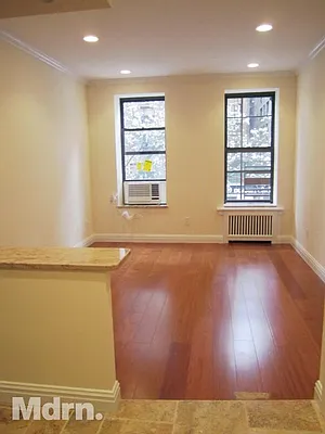 Rented by Mdrn Residential | media 18