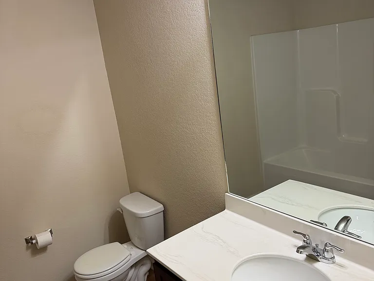758 Independence Ave — Photo 15