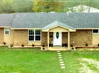 903 N Kaufman St, Mexia, TX 76667