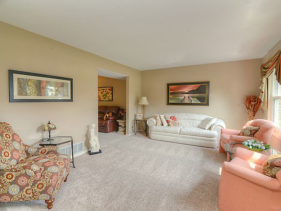 5th image of 1184 Driftwood Ln