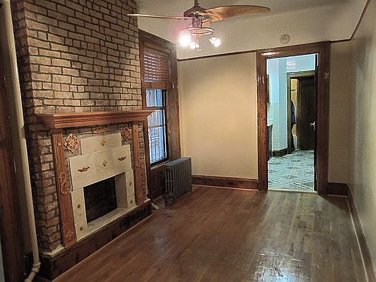 3rd image of 439 Lincoln Pl APT 4