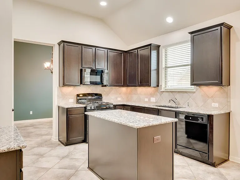2200 Hilltop Climb Dr — Photo 12