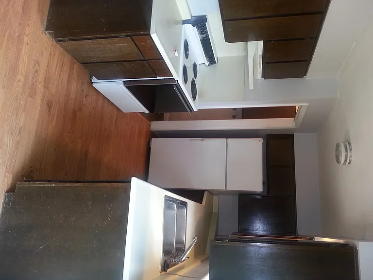 7592 Husky Hwy #900 — Photo 4