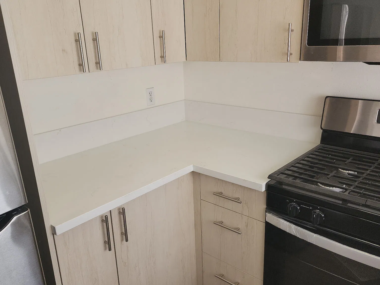 1117 Elm Ave — Photo 4