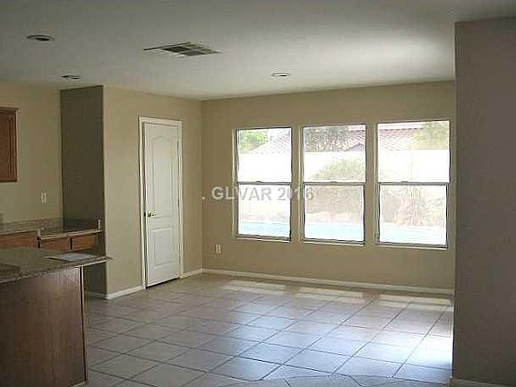 4th image of 6495 Cayley Ct