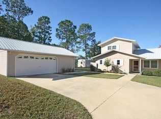 161 Kitty Ave, Interlachen, FL 32148