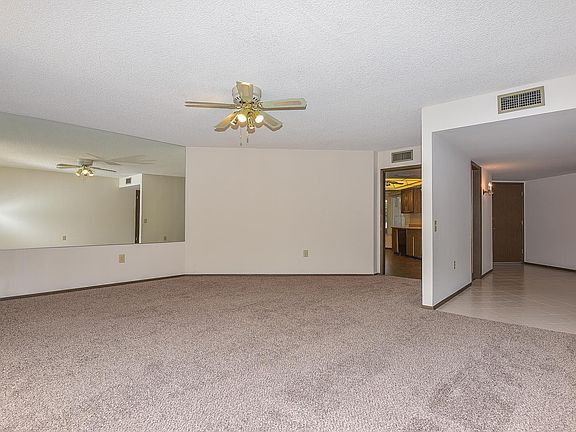 5th image of 10416 W Loma Blanca Dr