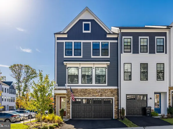 42259 Graves Mountain Ter, Chantilly, VA 20152