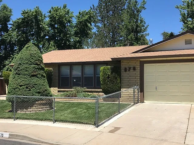 870 Briargreen Ct — Photo 1