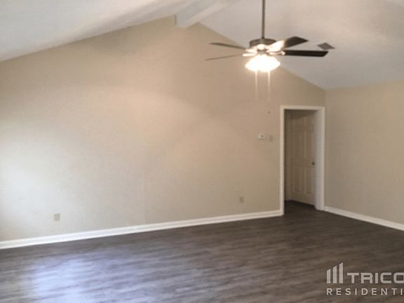 5th image of 13562 Fernhill Dr