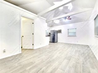1009 E 38th 1/2 St #B, Austin, TX 78751