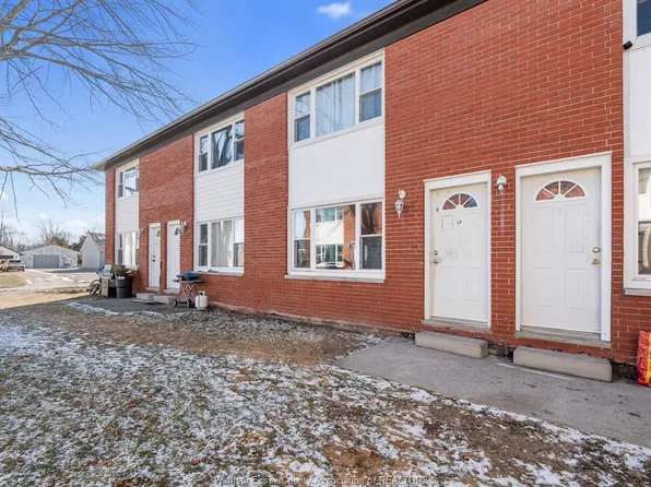 205 Fane St #3A, Saint Clair, ON N0N 1G0