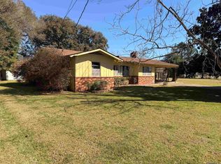 4987 Lois Dr, Zachary, LA 70791