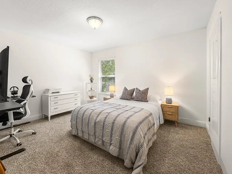 120 Mosaic Oaks Cir — Photo 40