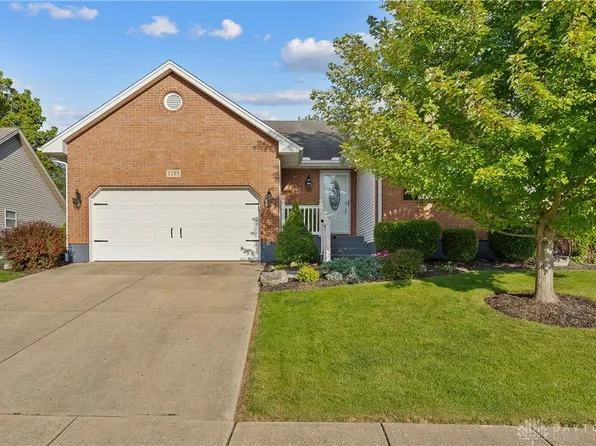 1285 Mayfair Dr, Wilmington, OH 45177