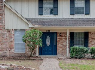 1106 Tigris Ln, Houston, TX 77090