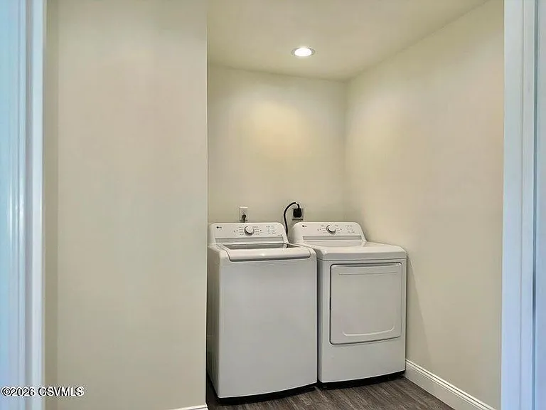 3718 N Old Trl — Photo 1