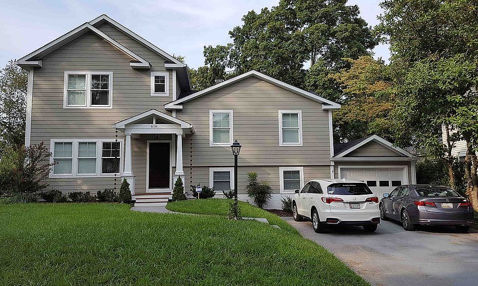 1st image of 616 Pine Tree Dr