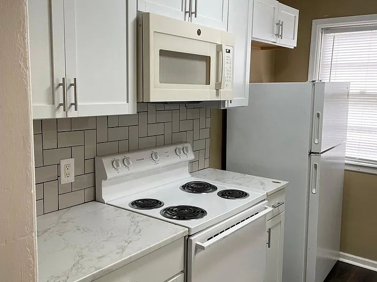 2610 N 60th St #60 — Photo 4